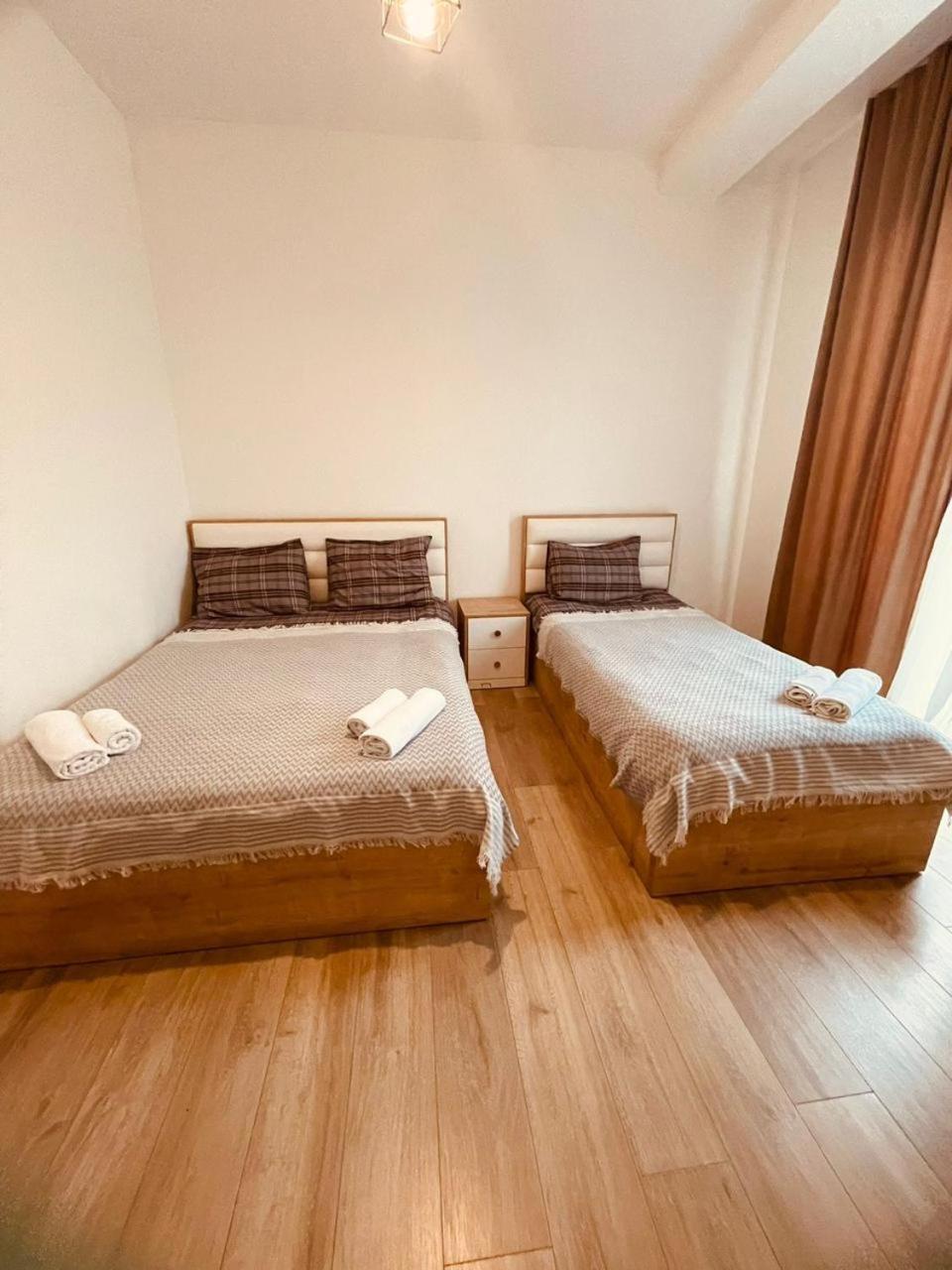 Hotel Myfamily Tbilisi Esterno foto