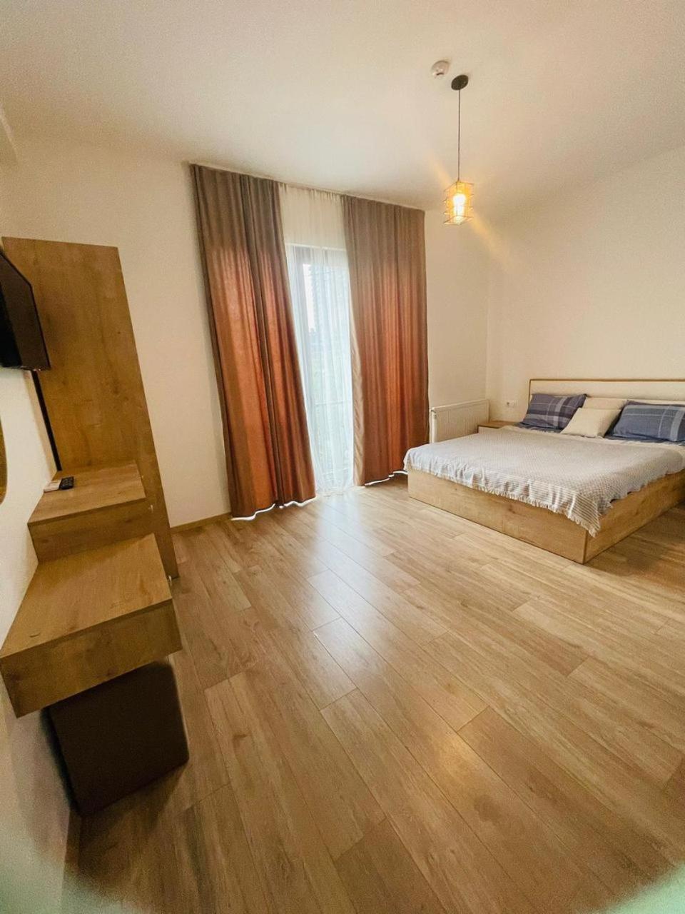 Hotel Myfamily Tbilisi Esterno foto